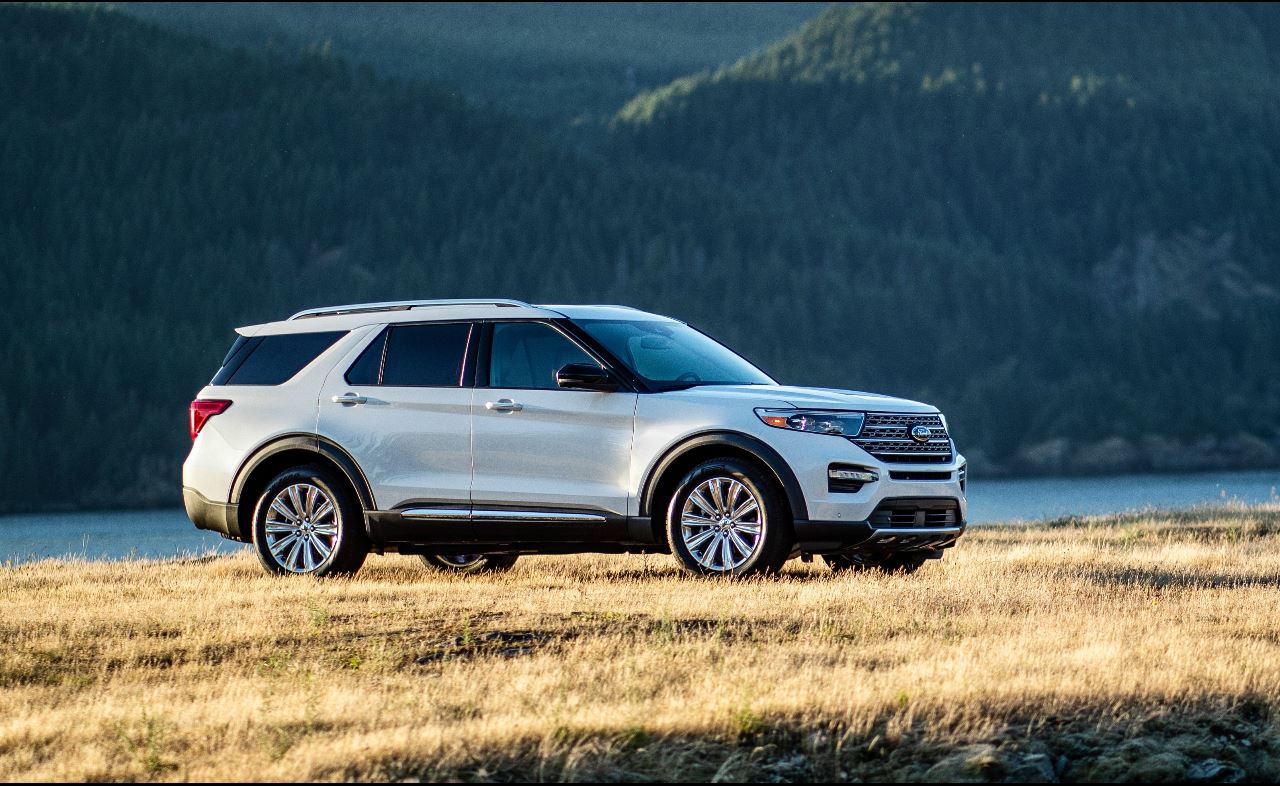 Ford Explorer or similar